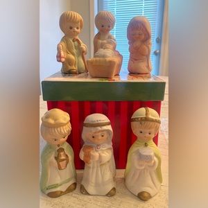 Nativity set